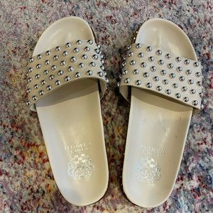 Vince Camuto Cream/Silver Slides Never Worn Leather Upper Size 7.5